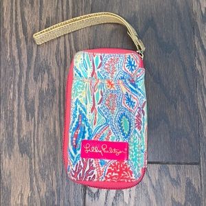 Lilly Pulitzer phone pouch!